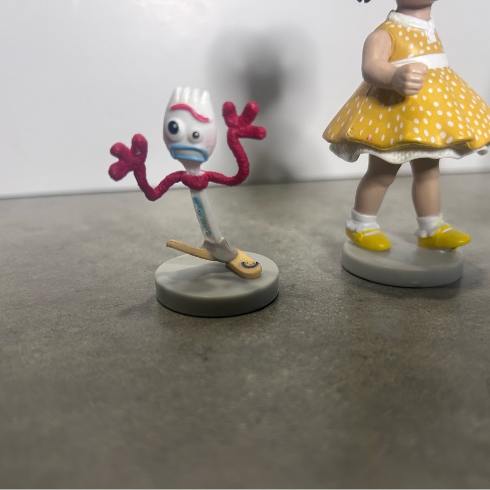 Lot Toy Story 🧸✨
Forky, Boo, Ducky, Bunny & Bo Peep - Picture 2 of 4
